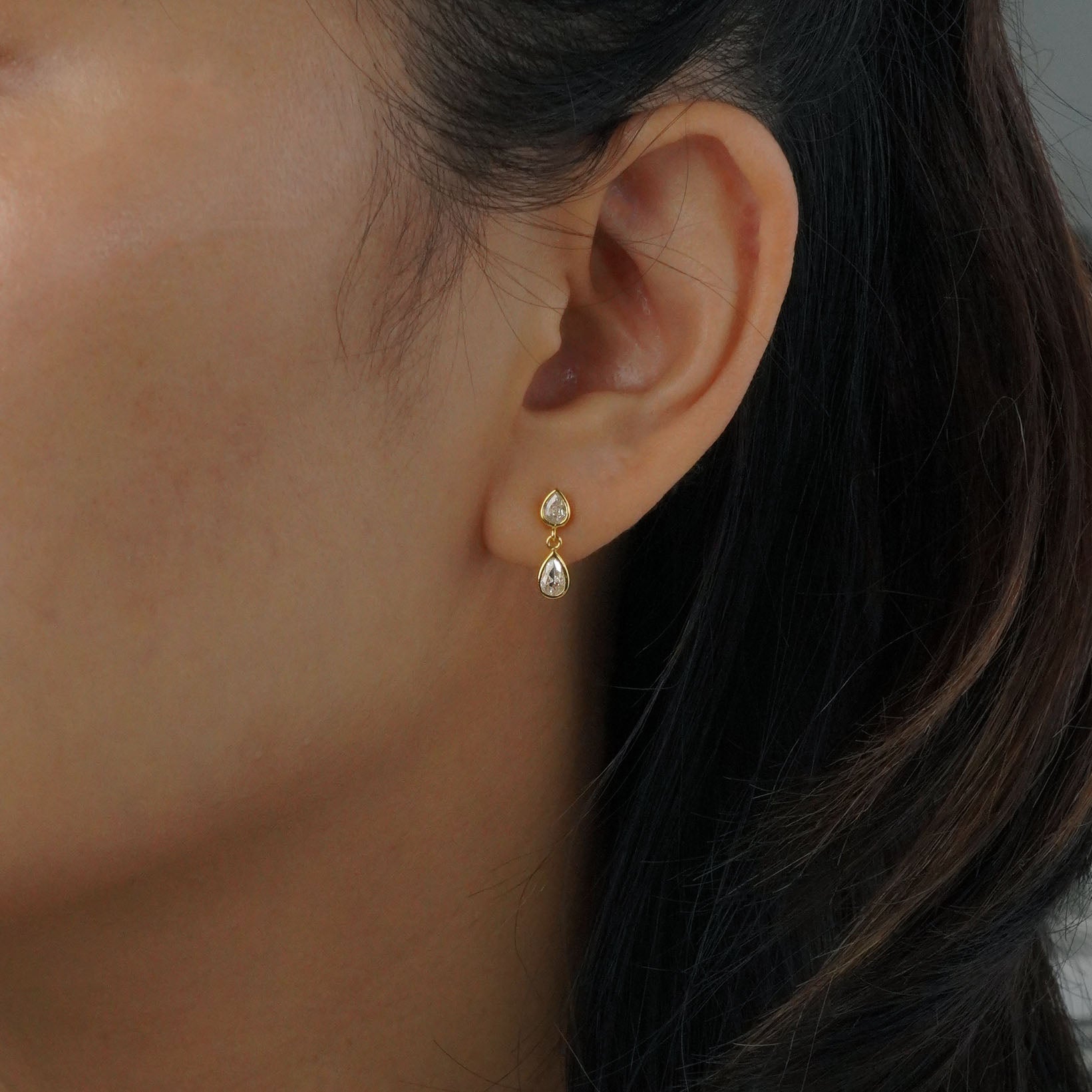 Juno Pear Stud