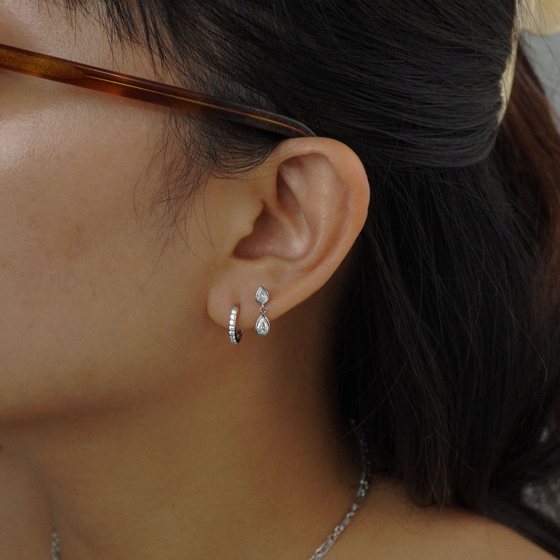 Sol Reversible Hoops