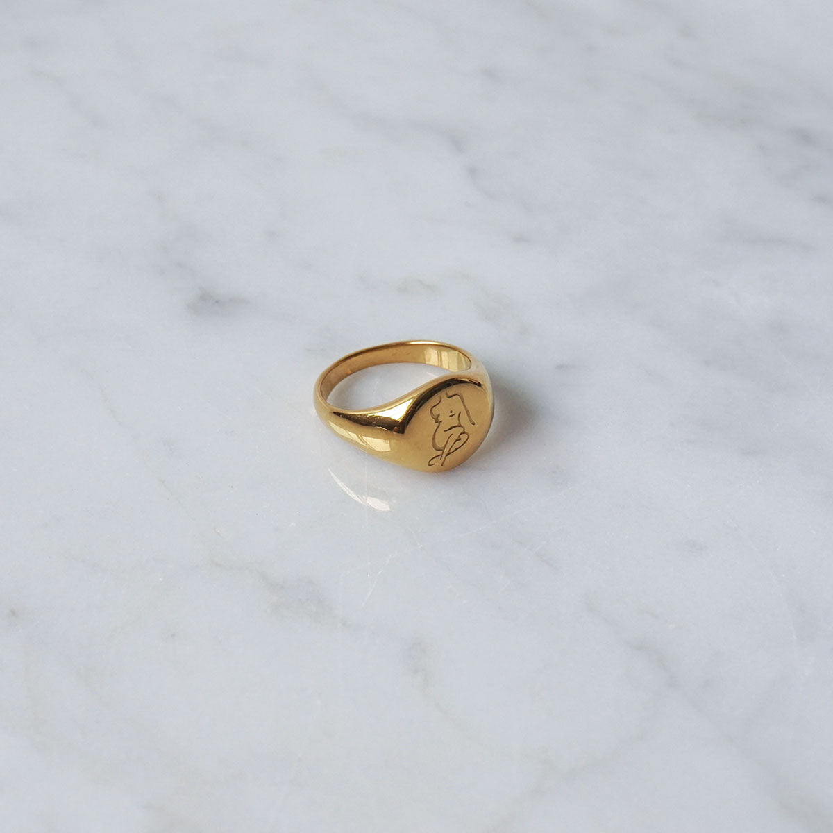 Memento Signet Ring