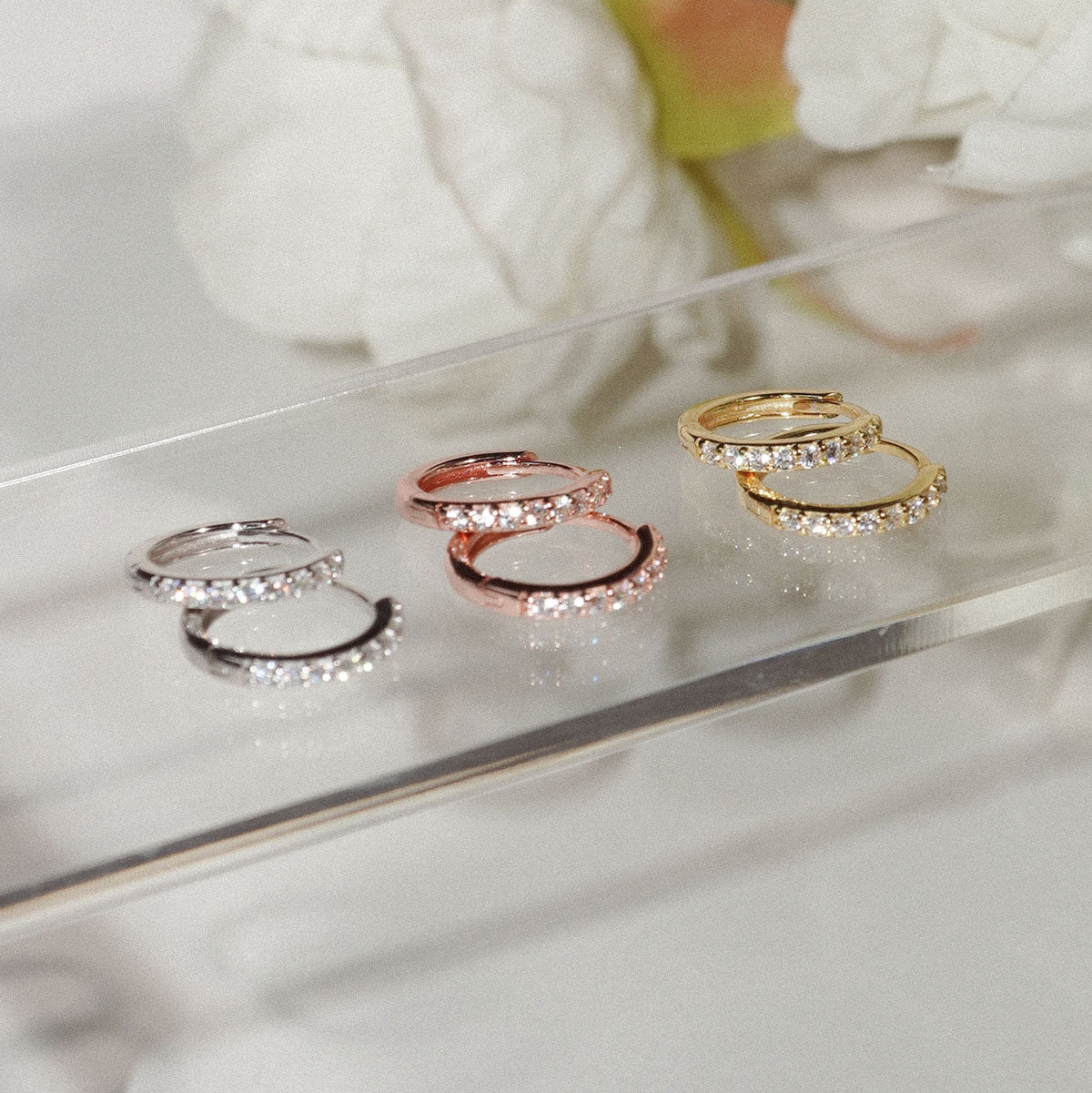 Sol Reversible Hoops