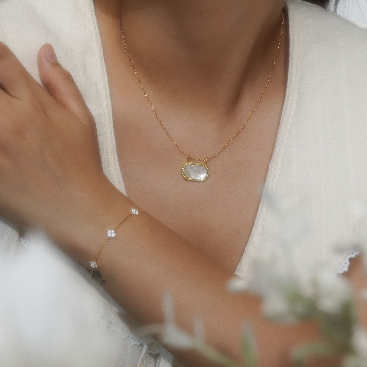 Ophira Mother of Pearl Necklace