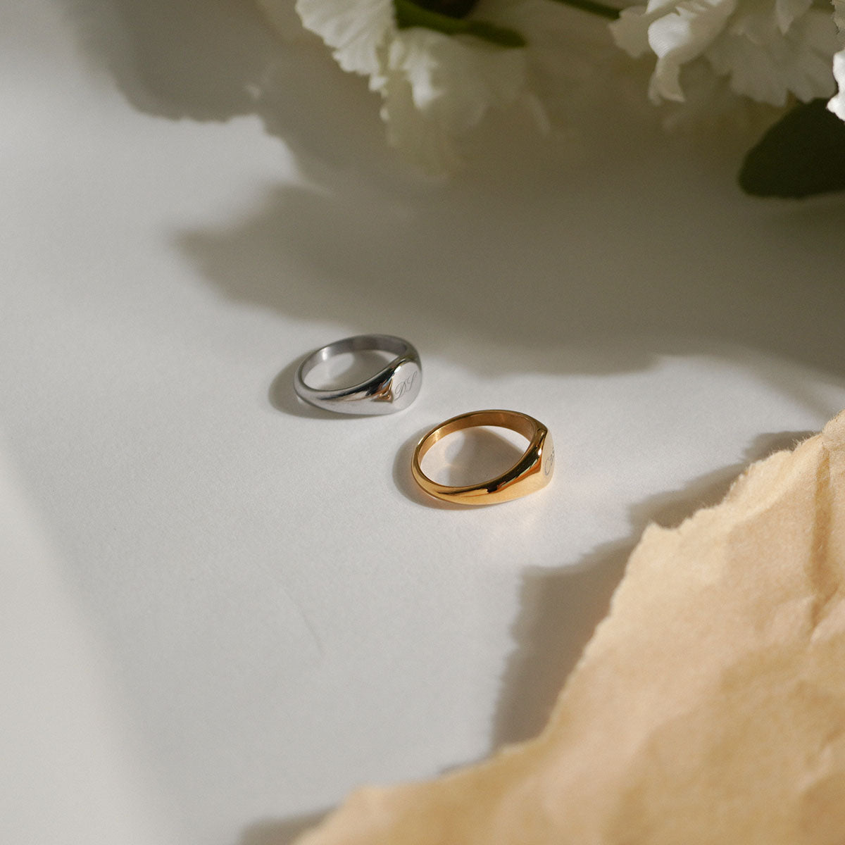 Essential Signet Ring